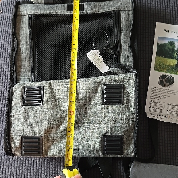 Pet Expandable Backpack Carrier with Mesh Window For Cat Or Small Dog - Picture 4 of 6